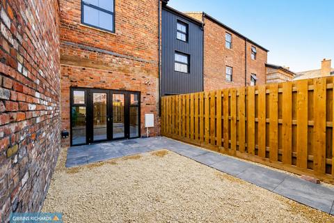 2 bedroom end of terrace house for sale, Monmouth Street, Pollards Yard, TA6