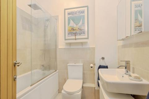 1 bedroom flat for sale, Frant Road, Tunbridge Wells, Kent, TN2