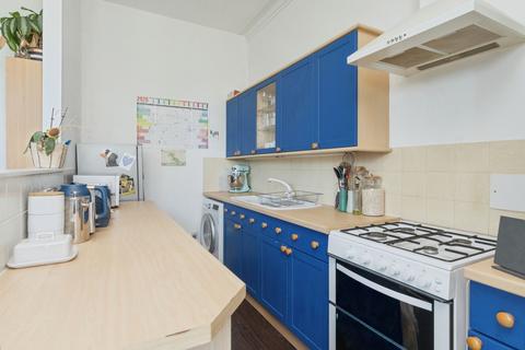 1 bedroom flat for sale, Frant Road, Tunbridge Wells, Kent, TN2