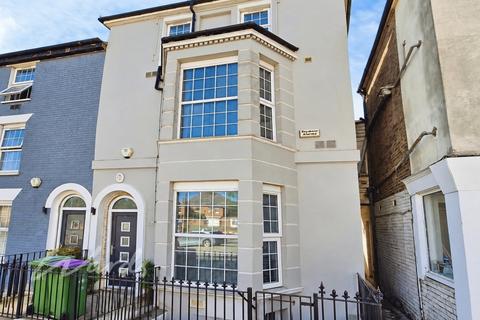 1 bed room for rent in Shellons Street Folkestone CT20