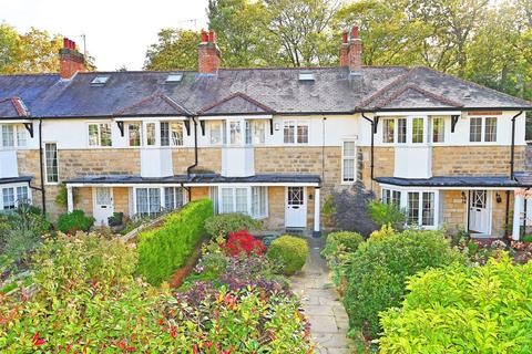 3 bed terraced house for rent in St. Marys Walk, Harrogate, HG2