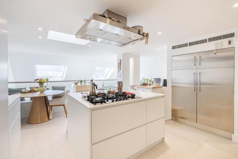 3 bedroom flat to rent, Westbourne Grove, W2