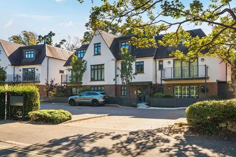 2 bedroom apartment for sale, Lymington Road, Christchurch, BH23