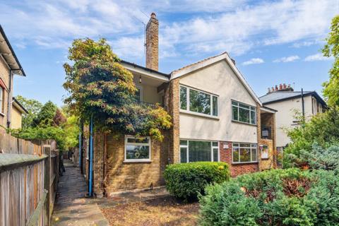 2 bedroom flat for sale, Eltham Green, London, SE9