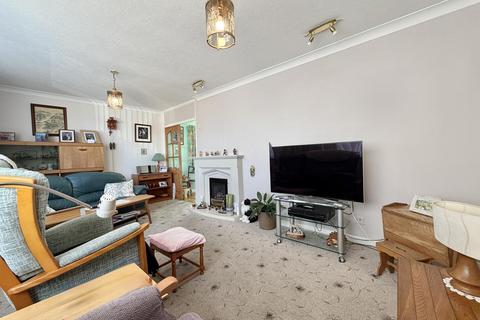 5 bedroom detached house for sale, Long Meadow Court, Garforth, Leeds