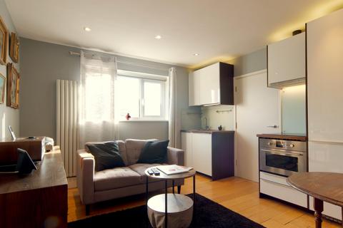 2 bedroom flat for sale, Connaught Road, London E16