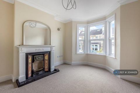 4 bedroom terraced house to rent, St Johns Road, Bath, BA1