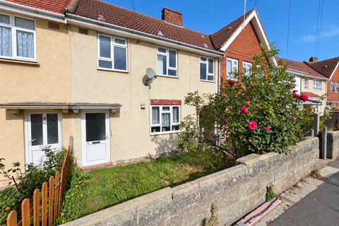 4 bedroom terraced house for sale, Hampton Crescent, Gravesend DA12