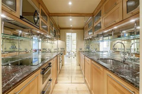 2 bedroom flat to rent, Porchester Square, London W2