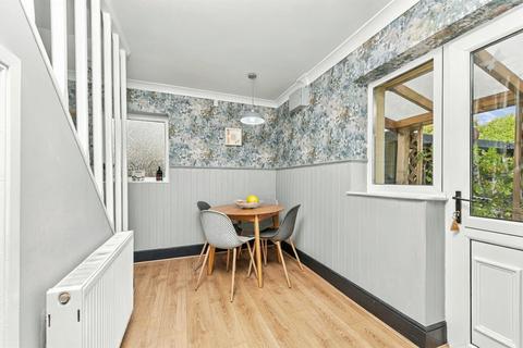 3 bedroom end of terrace house for sale, Smithy Parade, DEWSBURY