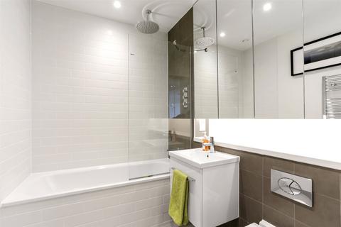 1 bedroom apartment to rent, Material Walk Hayes UB3