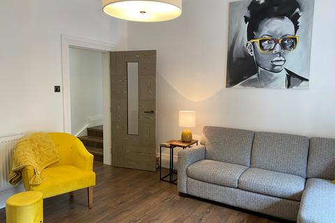 1 bed flat/apartment for rent in Manor Street, Falkirk, FK1