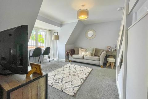 1 bedroom flat to rent, 17 Alumdale Road, Bournemouth, Dorset, BH4
