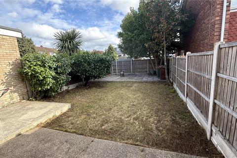 4 bedroom end of terrace house for sale, Berwood Road, Corringham, Stanford-le-Hope, Essex, SS17