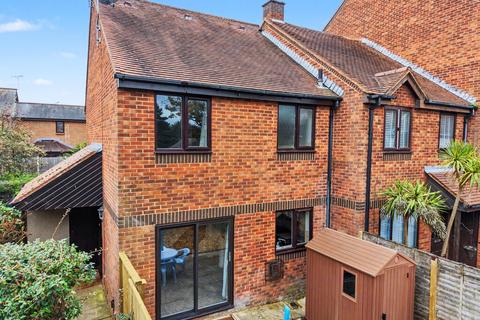 1 bedroom cluster house to rent, Lander Close, Poole