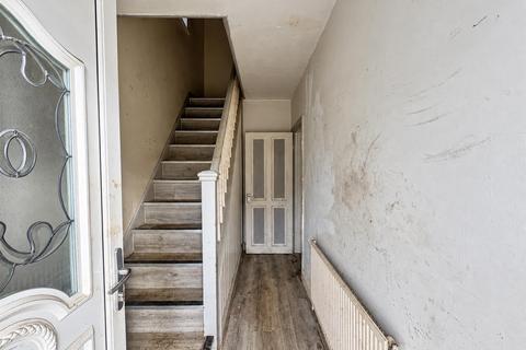 3 bedroom semi-detached house for sale, Talbot Road, Rushden NN10