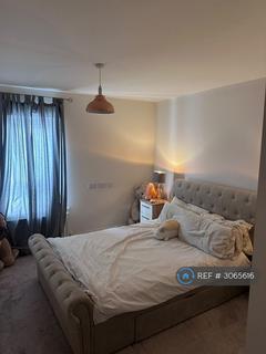 1 bedroom flat to rent, Lucas Court, Watford, WD18