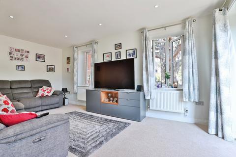 2 bedroom maisonette for sale, Royal Close, Christchurch, Dorset, BH23