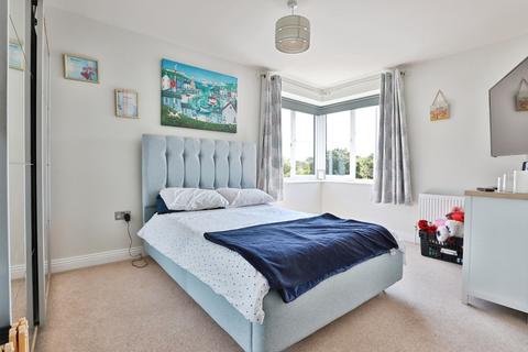 2 bedroom maisonette for sale, Royal Close, Christchurch, Dorset, BH23