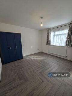 1 bed room for rent in Rivermill, Harlow, CM20