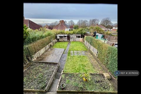 4 bedroom semi-detached house to rent, Summerleaze, Bristol, BS16