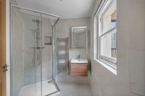 Studio to rent, Arvon Court, 5 Titchborne Row, W2