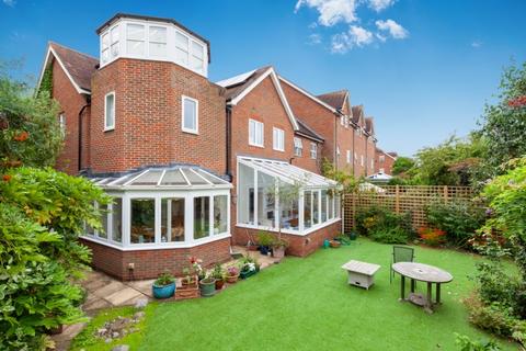4 bedroom end of terrace house for sale, Merton Court, Oxford