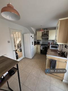 1 bedroom in a house share to rent, Owl Close, Aylesbury, HP19