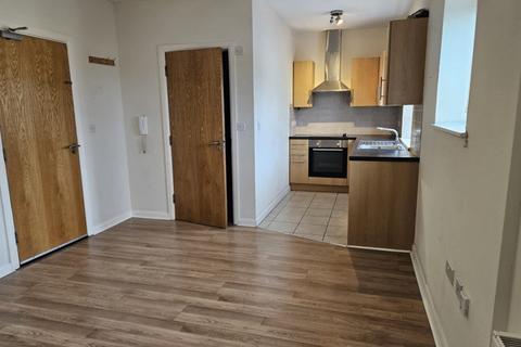 Studio to rent, New Quay Road, Poole