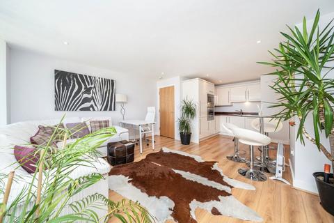 1 bedroom flat for sale, Basin Approach, London E16