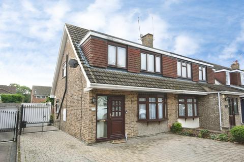 3 bedroom semi-detached house for sale, Magnolia Way, Pilgrims Hatch, Brentwood