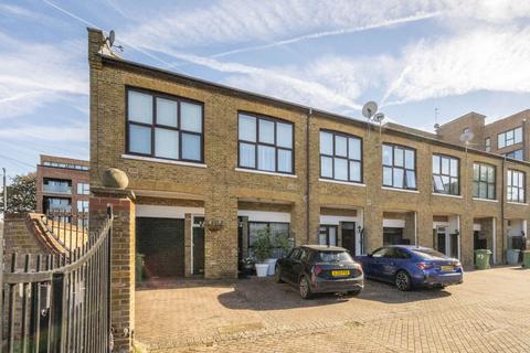 1 bedroom flat for sale, Maryland Street, Stratford, London, E15