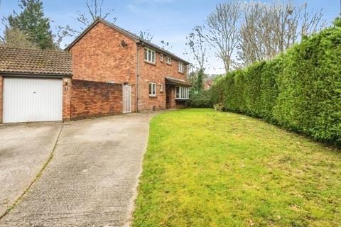 4 bed detached house for rent in Quartz Close, Wokingham, RG41