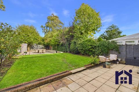 4 bedroom semi-detached house for sale, Chestnut Avenue, Euxton, PR7 6BS