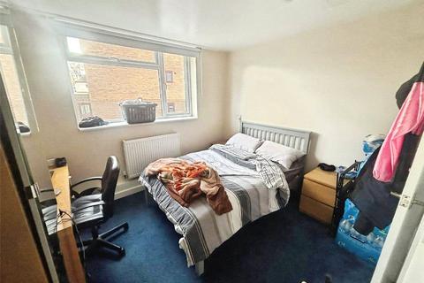 5 bedroom flat to rent, Brookvale Road, Hampshire SO17
