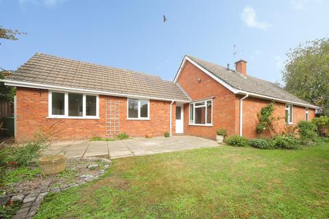 4 bedroom detached bungalow for sale, Newlands Crescent, Ruishton, Taunton