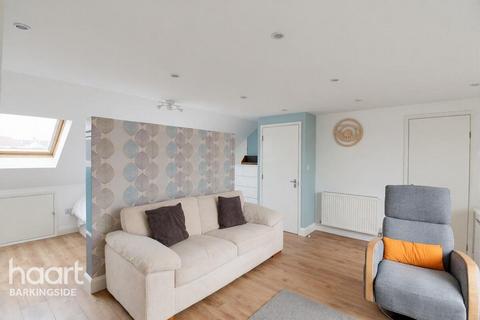 3 bedroom semi-detached bungalow for sale, Ashley Avenue, Barkingde