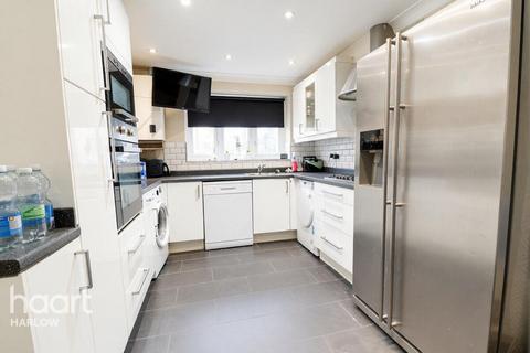 3 bedroom terraced house for sale, Hull Grove, Harlow