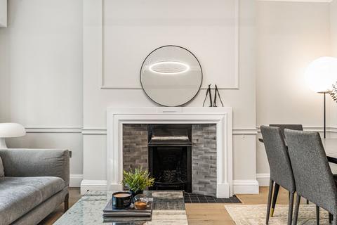 2 bedroom maisonette to rent, Connaught Street, London, W2