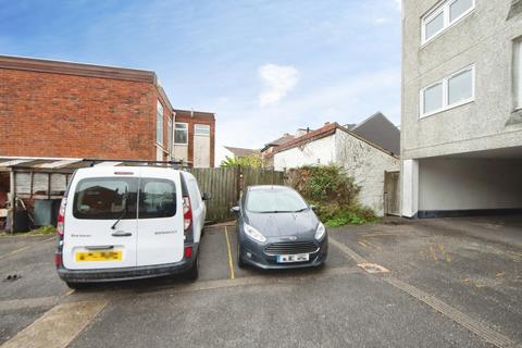 2 bedroom flat for sale, 110 Clarendon Road, Southsea, PO4