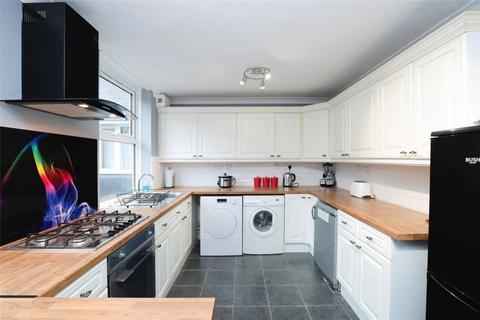 4 bedroom flat for sale, Landport Street, Southsea, Hampshire, PO5