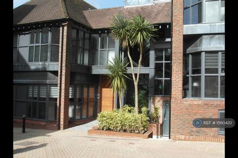 1 bed flat/apartment for rent in Capitol House, Winchester, SO23
