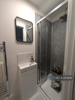1 bedroom in a house share to rent, Phyldon Road, Poole, BH12