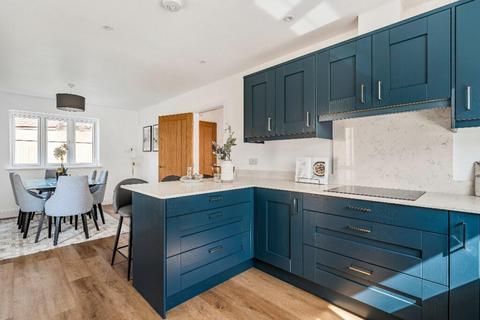 3 bedroom detached bungalow for sale, Old Nursery Court, Watchet TA23