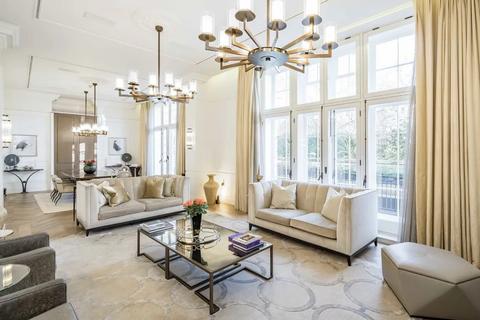 4 bedroom flat to rent, Connaught Place, London W2