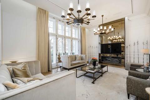 4 bedroom flat to rent, Connaught Place, London W2
