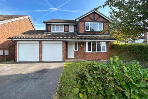 4 bed detached house for rent in Shakespeare Way, Warfield, Bracknell, Berkshire, RG42