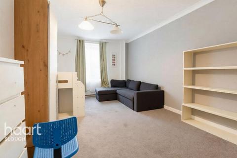 2 bedroom flat for sale, Upton Court Road, Slough