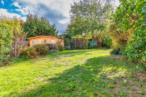3 bedroom semi-detached house for sale, Silverdale Road, Earley, Reading