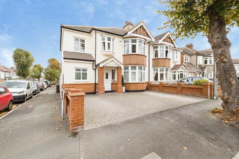5 bedroom semi-detached house for sale, Keswick Avenue, HORNCHURCH, Essex, RM11